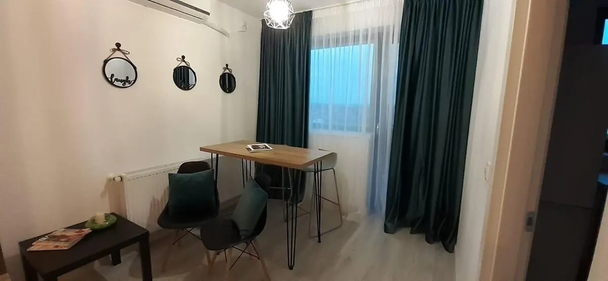 Lovely Sunrise Bucharest Apartment